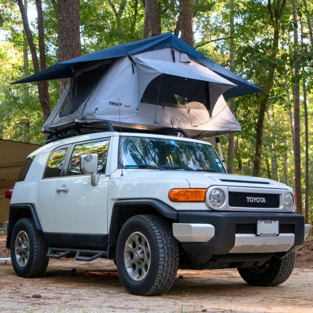 FJ Cruiser with Rooftop Tent - Camping (square)