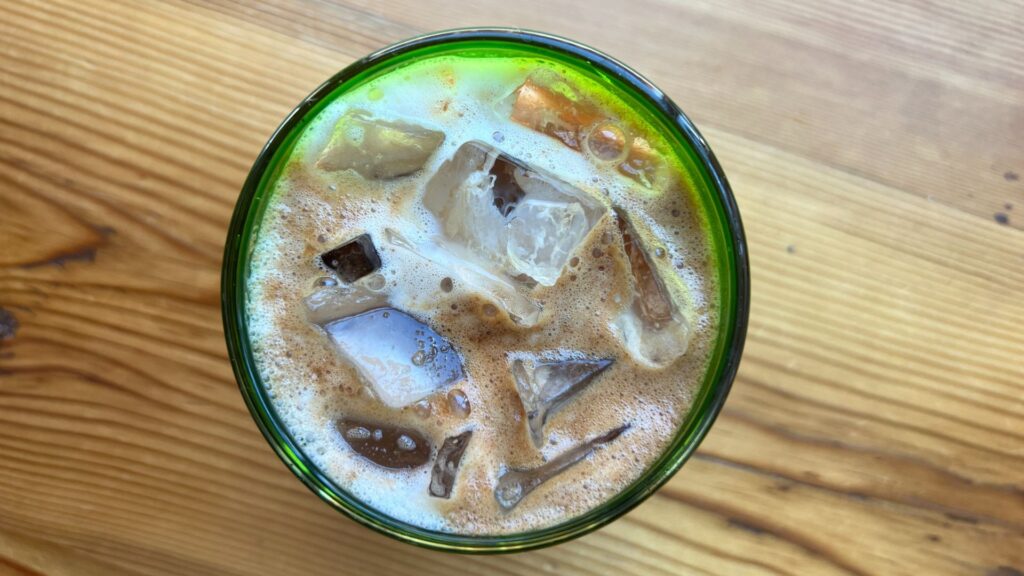 iced coffee from Caravanserai, Chicago Coffee Shops