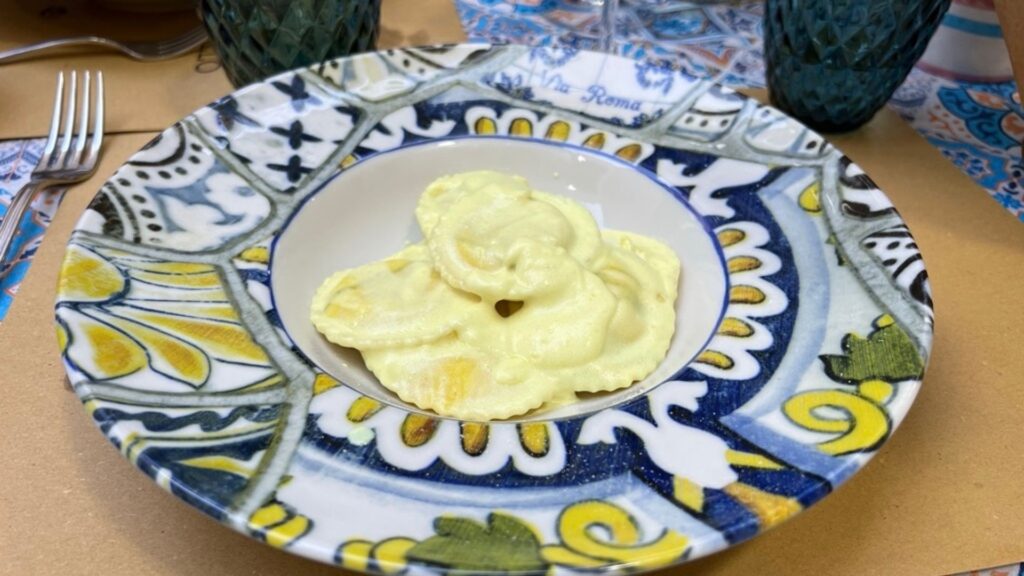 Lemon Pasta in Amalfi - Must Try Foods in Italy