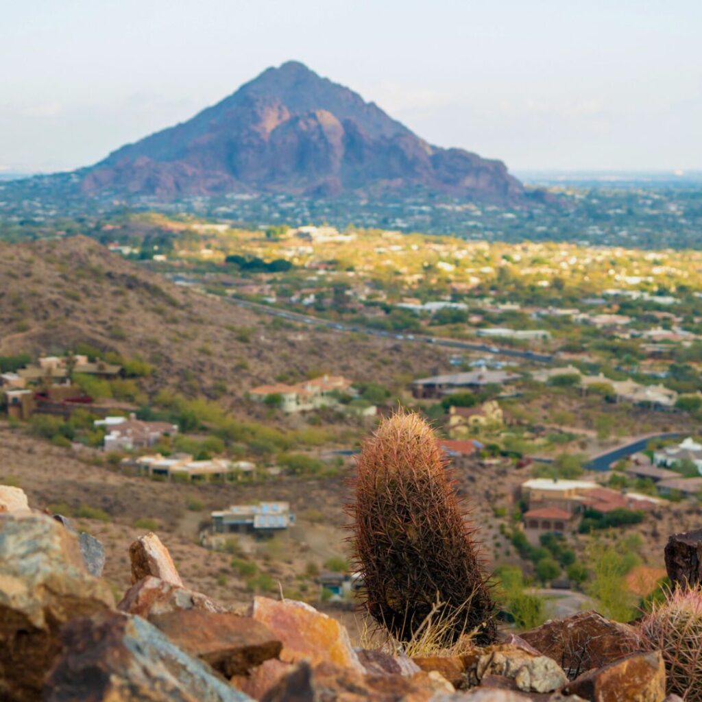 Hiking in Phoenix Arizona (Phoenix Mountains)