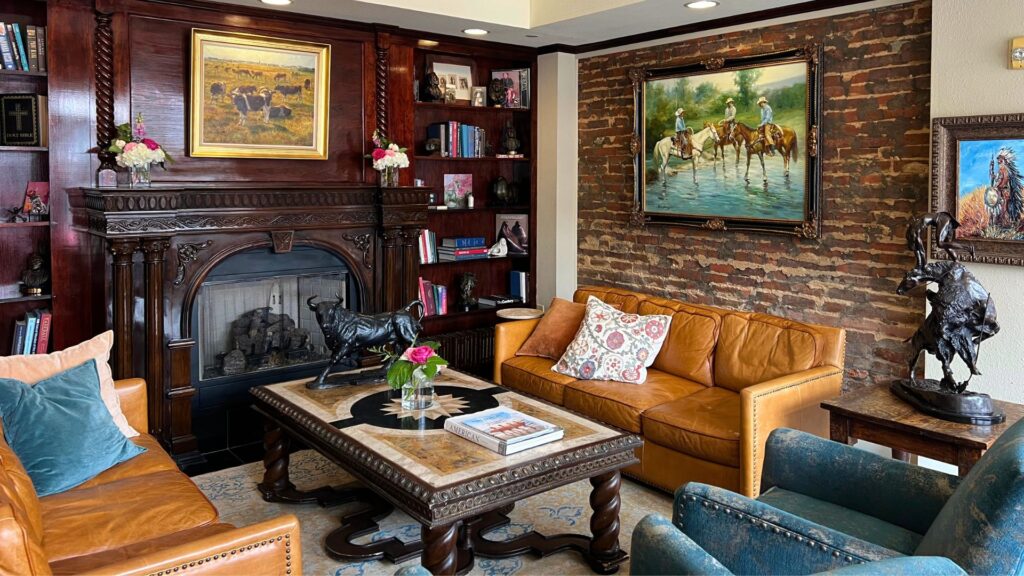 The Grand Hotel Downtown McKinney - lobby
