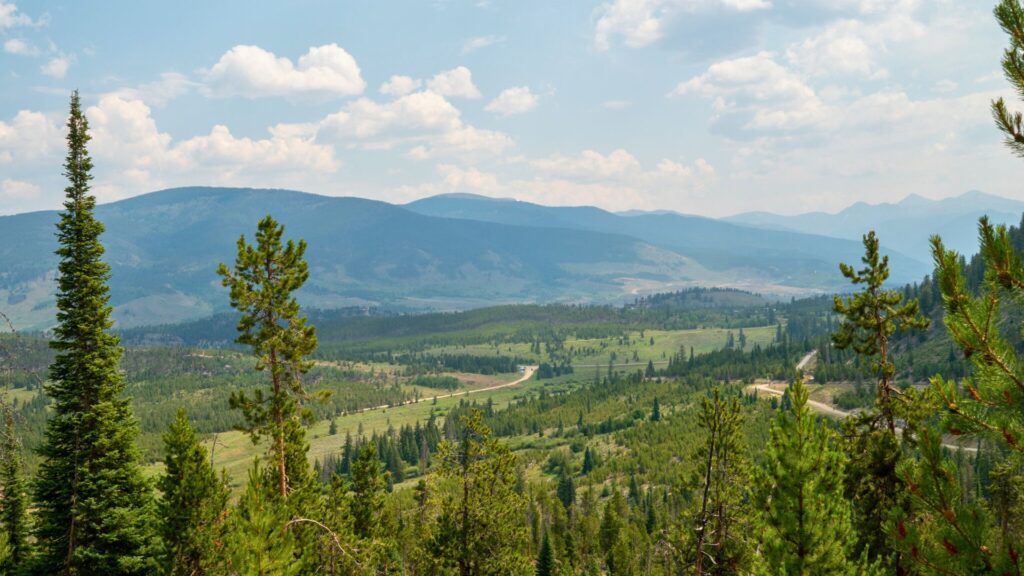 Dillon Reservoir Loop View - Frisco Colorado