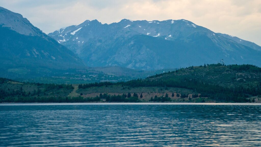 Dillon Reservoir on the water - Frisco Colorado